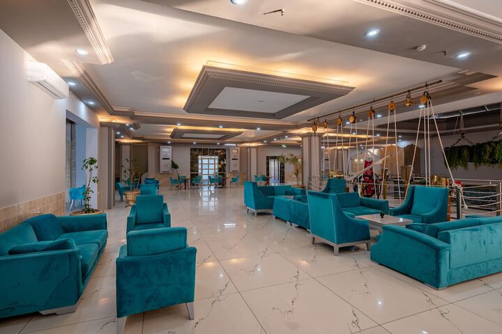 Hotel Interior 4 of 81