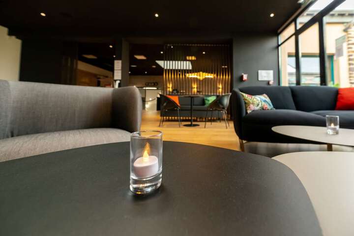 Hotel Interior 4 of 119