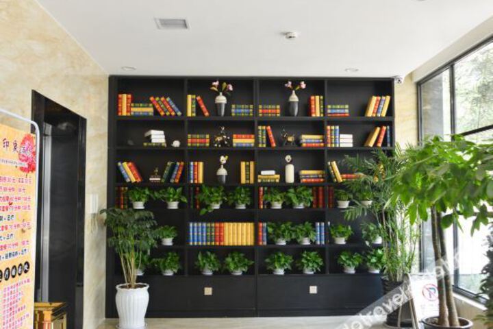 Hotel Interior 15 of 33