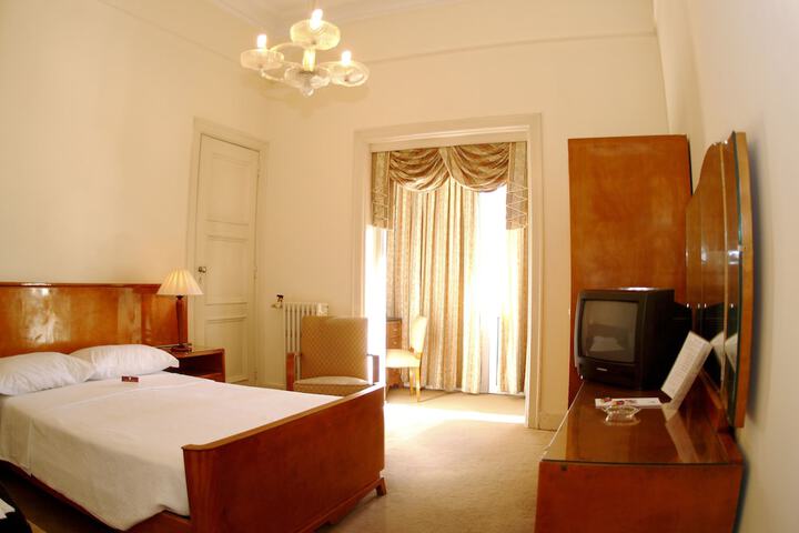 Room 14 of 62