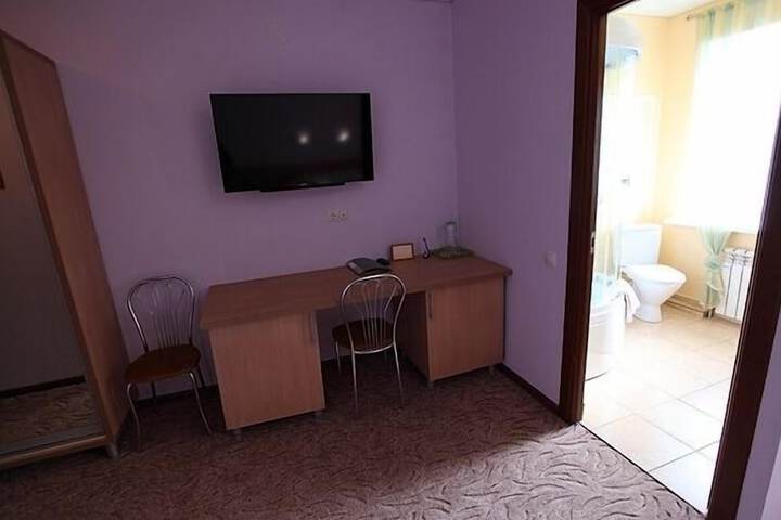 Room 34 of 93