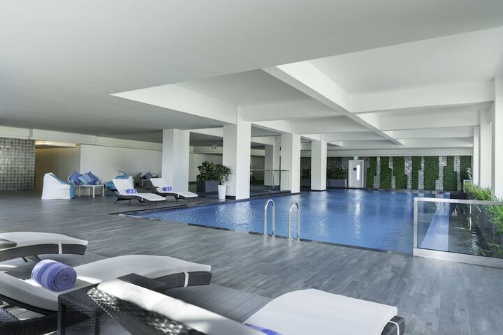 Pool 20 of 50
