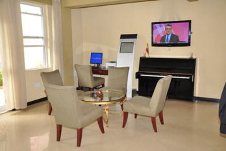 Room 21 of 29