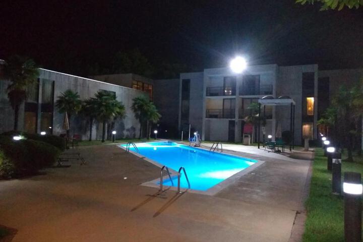 Pool 4 of 23