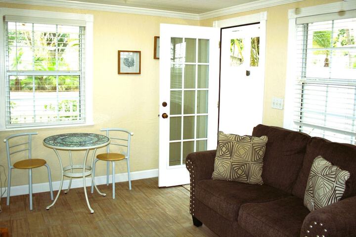 Room 40 of 124