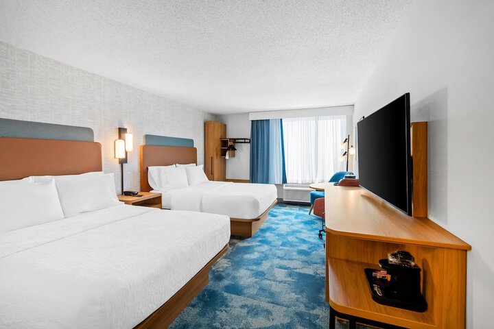 Room 32 of 73