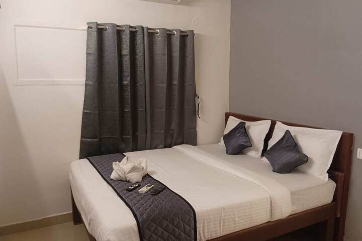 Room 7 of 17