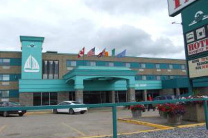 Hotel 28 of 60