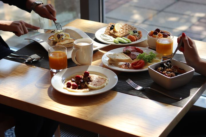 Breakfast/Coffee Service 65 of 97