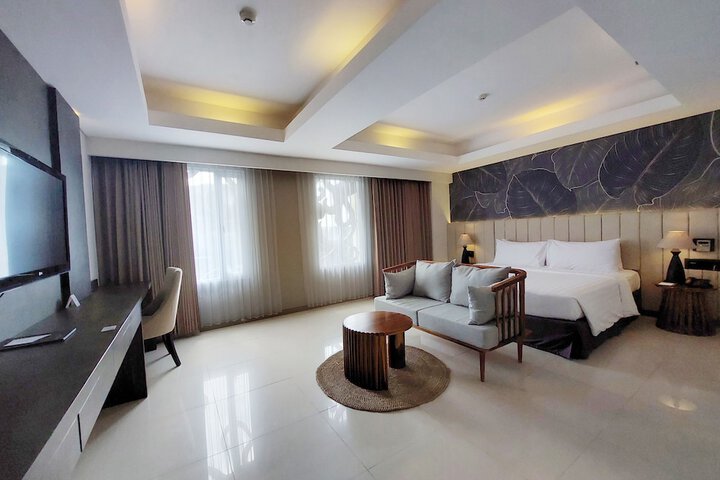 Room 9 of 71