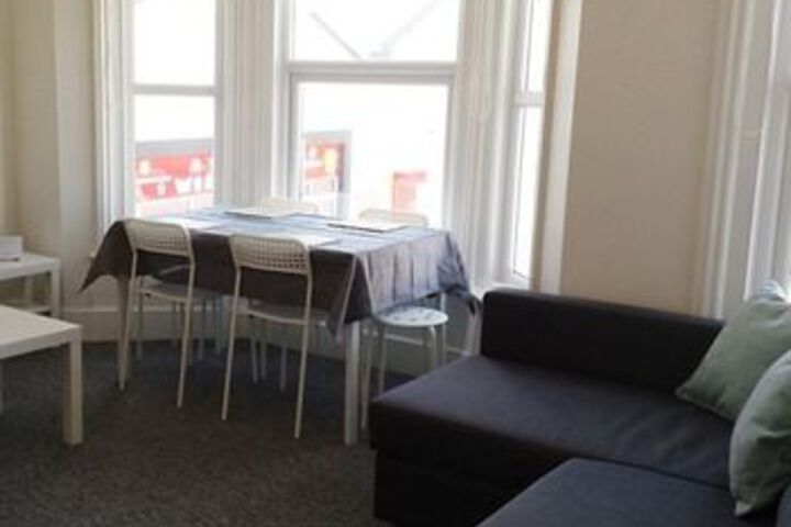 Room 7 of 7