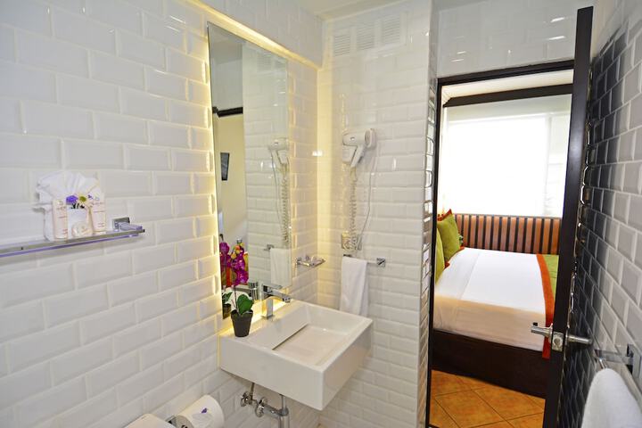 Clean Restrooms