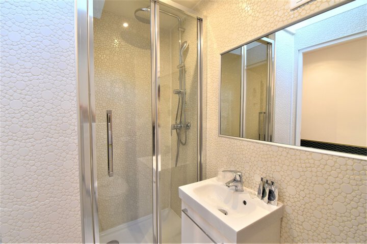 Bath Interior