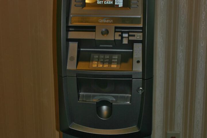 ATM/banking on site