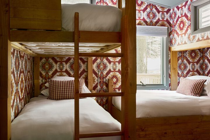 1 King Bed (29 of 31)