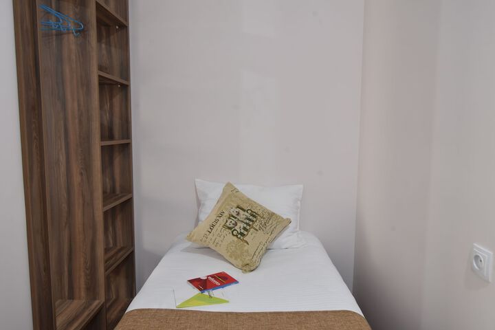Room 5 of 58