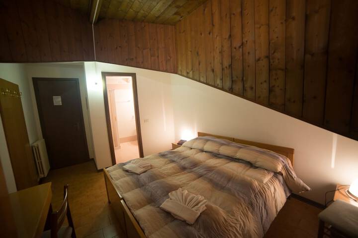 Room 7 of 54
