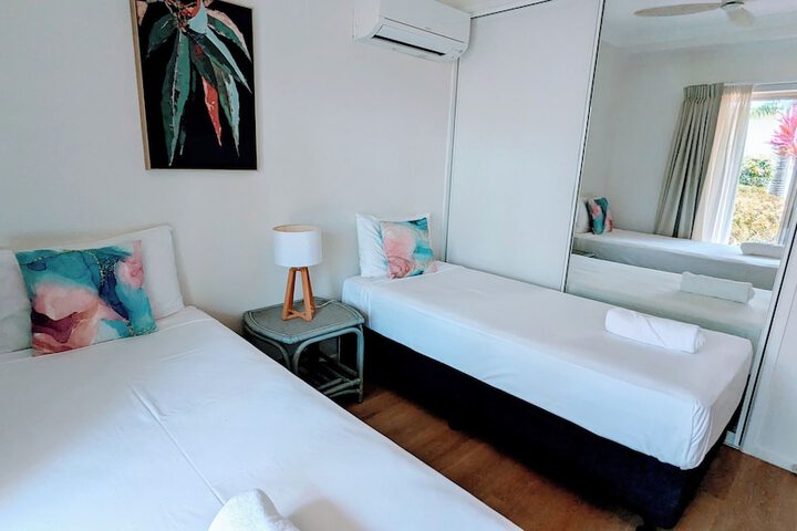 Room 47 of 132