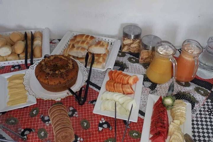 Dining 7 of 9