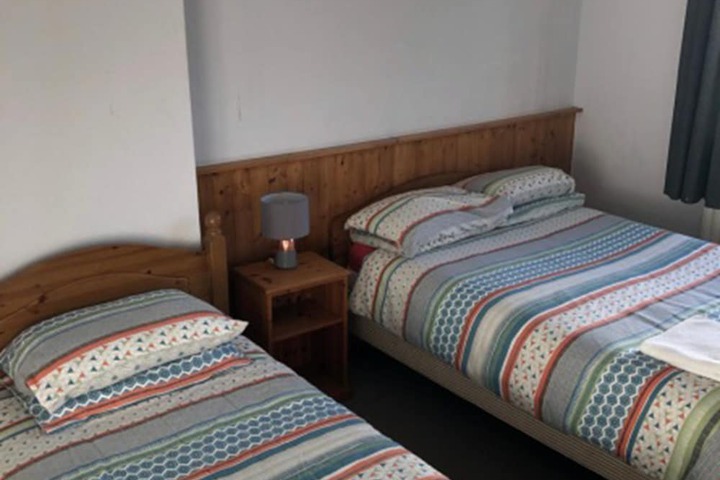 Room 4 of 22