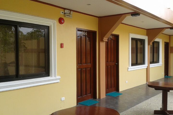 Hotel 65 of 69