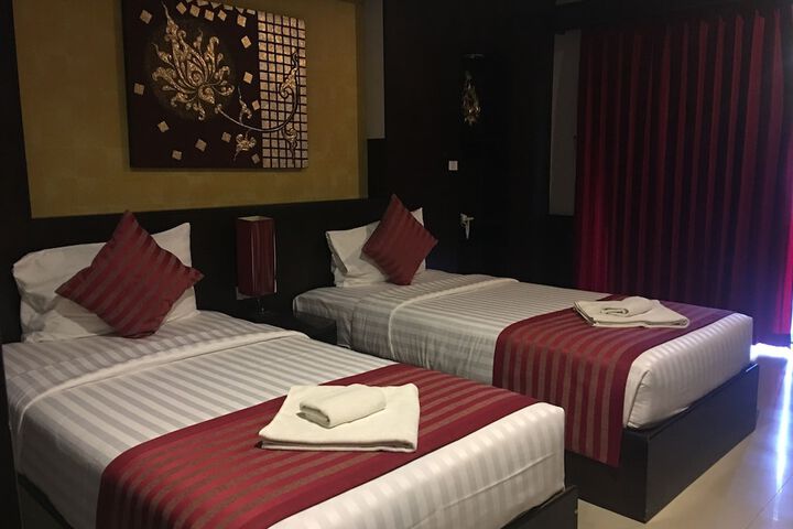 Room 7 of 49