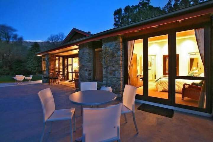 Terrace/Patio 14 of 16