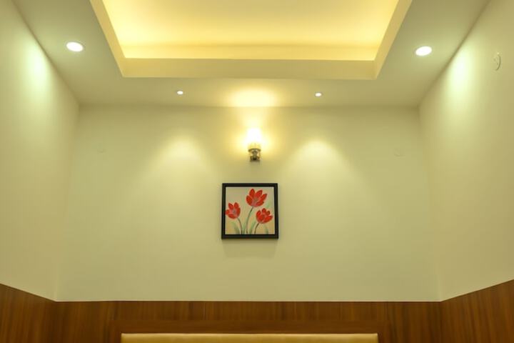 Room 54 of 94