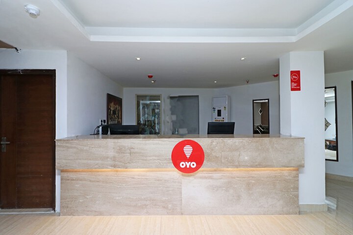 OYO 10327 The K Hotel