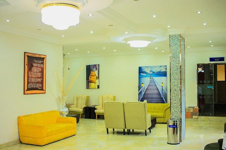 Hotel Interior 4 of 29