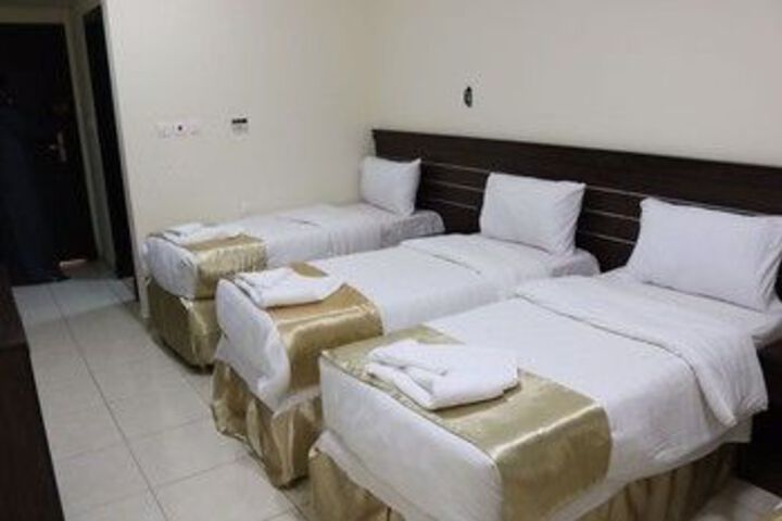 Room 3 of 21
