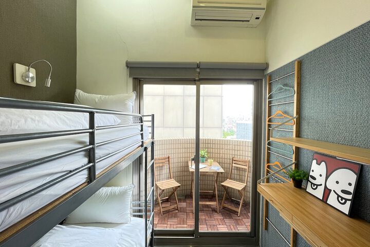 Room 5 of 24