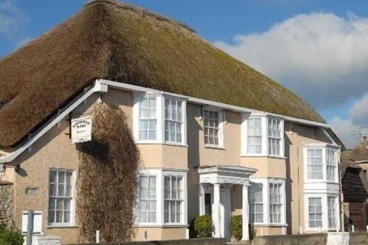 Hotel Entry