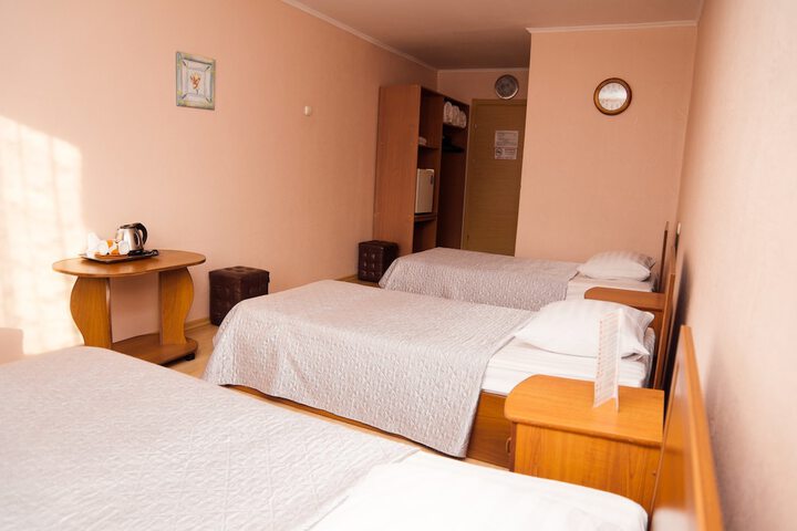 Room 9 of 87