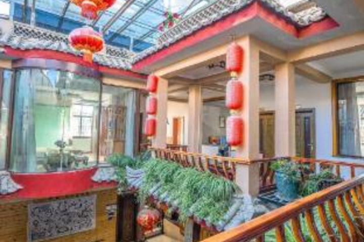 Returned Junior Boutique Inn