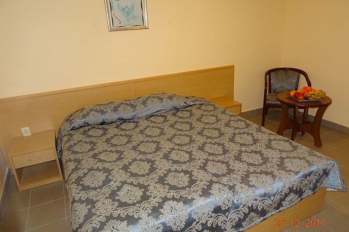 Room 41 of 85