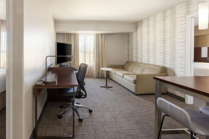 Room 9 of 36