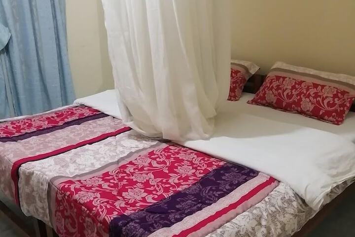 Room 3 of 25