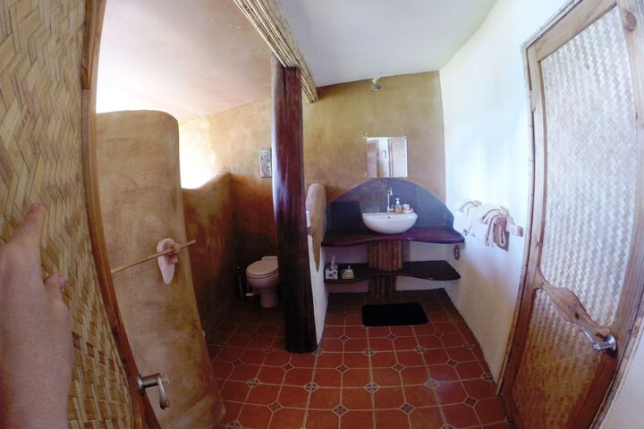 Room 24 of 59