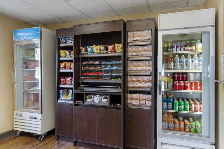Snack bar