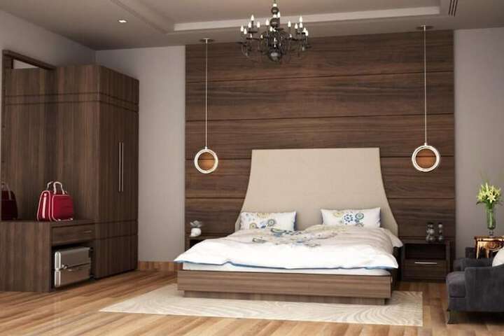 Room 8 of 15
