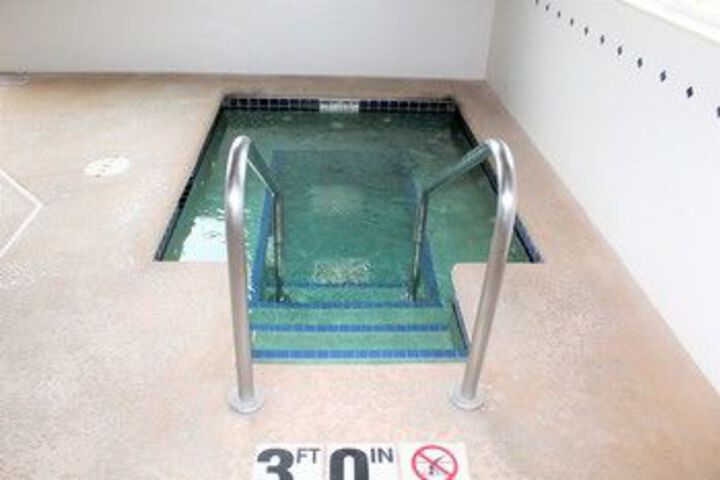 Spa 55 of 76