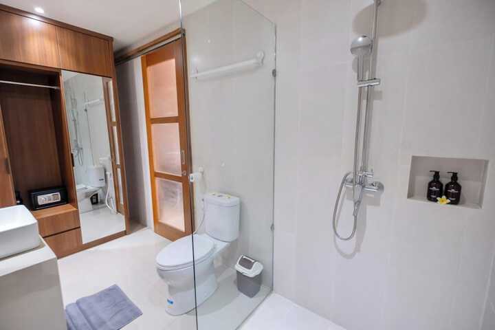 Room 46 of 105