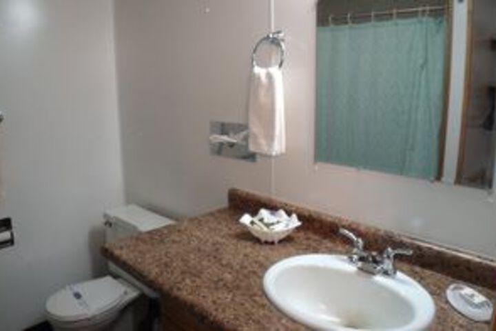 Room 42 of 48