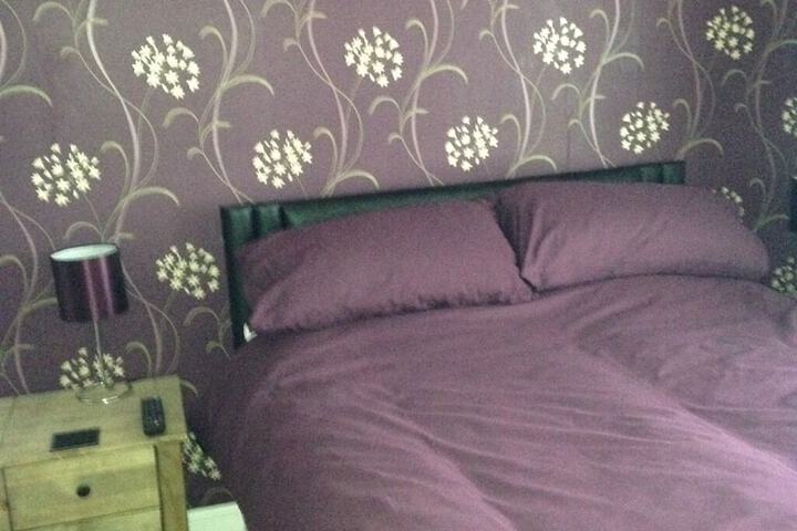 Room 10 of 28