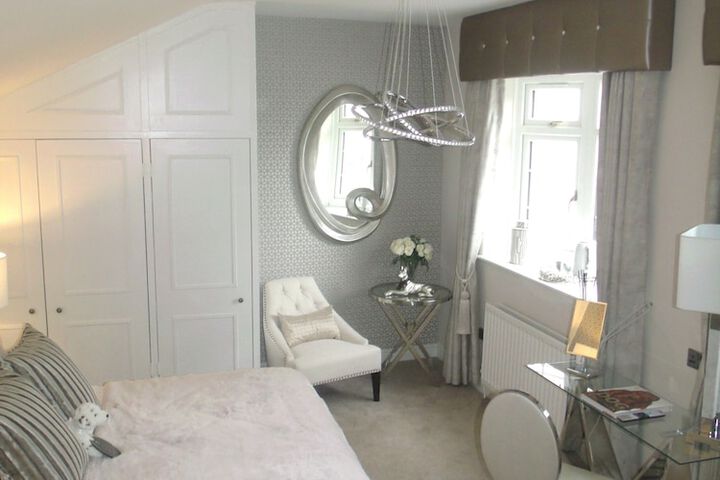 Room 2 of 14