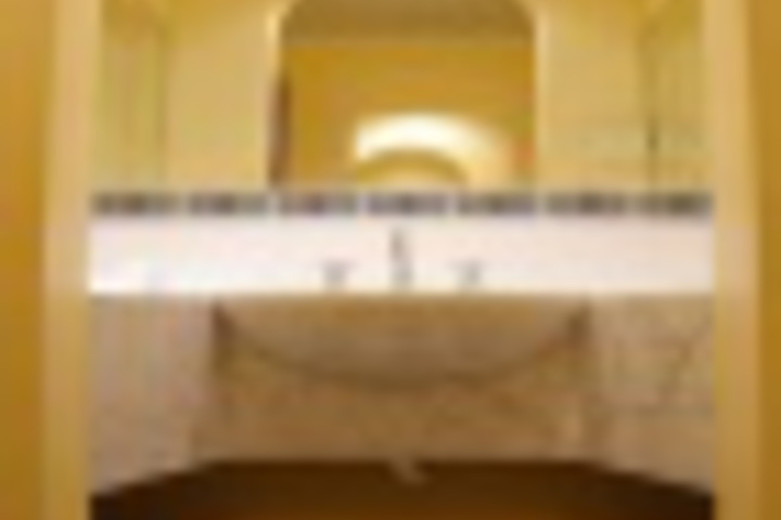Room 350 of 360