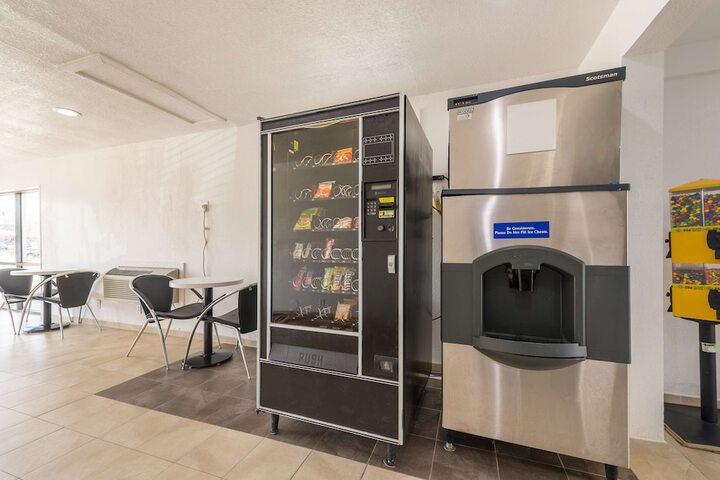 Vending machine