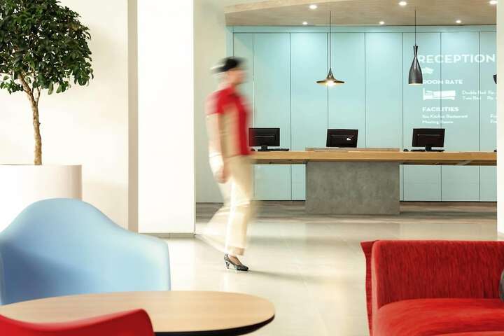 Hotel Entry