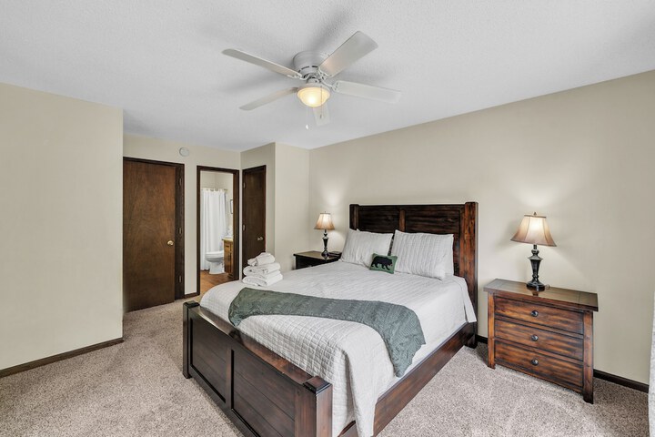 Room 54 of 180
